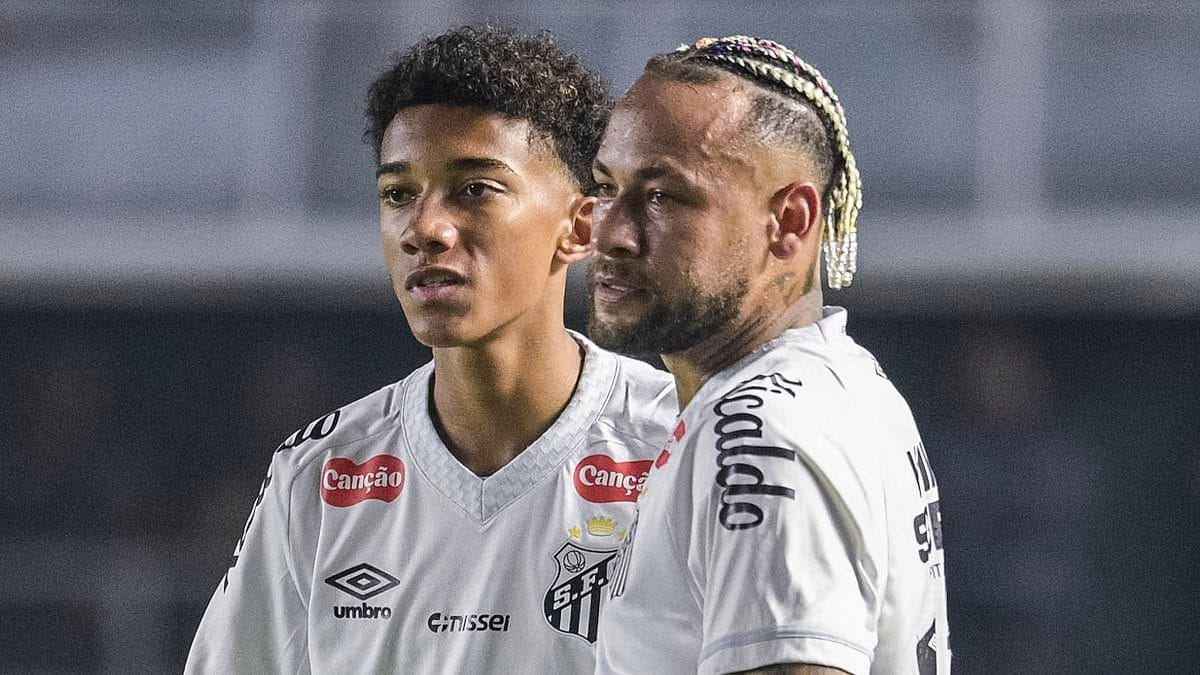 Neymar 'SLAPPED' 18-year-old son of disgraced Brazil legend during training ground fight at Santos: According to a report by Brazilian outlet Globo , Neymar had taken exception to being dribbled past by his teenage team-mate, the son of former Real Madrid and Man City attacker Robinho. #Neymar #BrazilFootball #SantosFC #Robinho #FootballNews 1 1b9ca3751ef65711689db5c868a225d54ec478a9