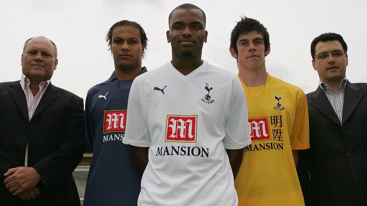 ‘West Ham flew me back from holiday early to sign me – but I snubbed them for Tottenham’: This ex-Premier League star was flown back from his holidays early by West Ham but turned down their transfer advances to sign for Tottenham #WestHam #Tottenham #PremierLeague #FootballTransfer #Spurs