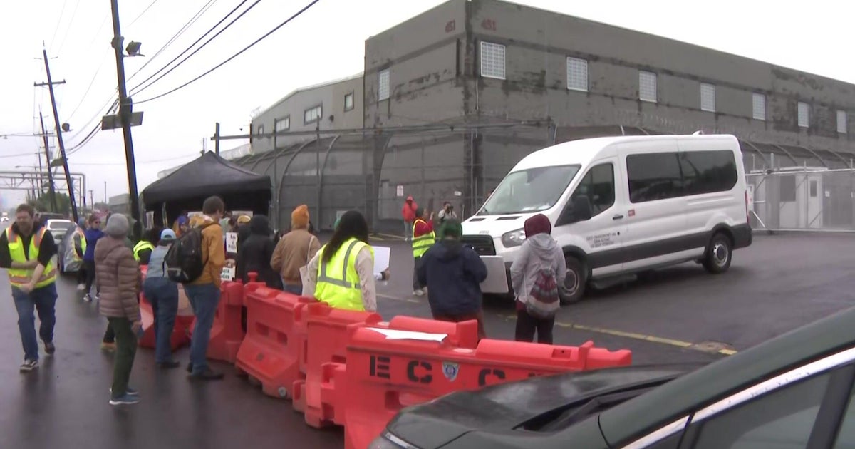 N.J. governor requests access to Delaney Hall ICE facility amid protests: New Jersey Gov. Mikie Sherrill is asking ICE to let her inside the Delaney Hall detention center in Newark. #NewJersey #MikieSherrill #DelaneyHall #ICE #DetentionCenter