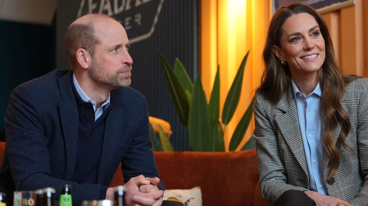 Prince William gives rare glimpse into what Kate has filled their bedroom with: Prince William gave a rare insight into what life is like for him and wife Kate at their Forest Lodge home during a personal chat on the radio #PrinceWilliam #KateMiddleton #RoyalFamily #ForestLodge #Royals
