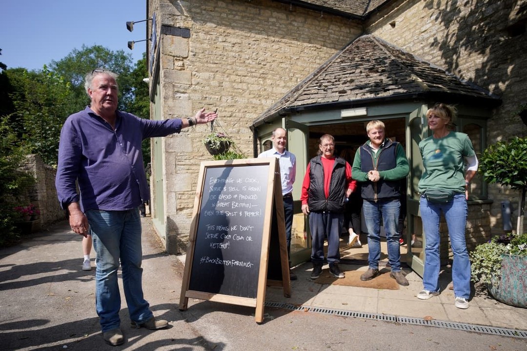 Jeremy Clarkson Farm-Fest branded a ‘shambles’ as traders leave early: Traders at the festival took to social media to complain of lost profits over bank holiday weekend at Diddly Squat farm
