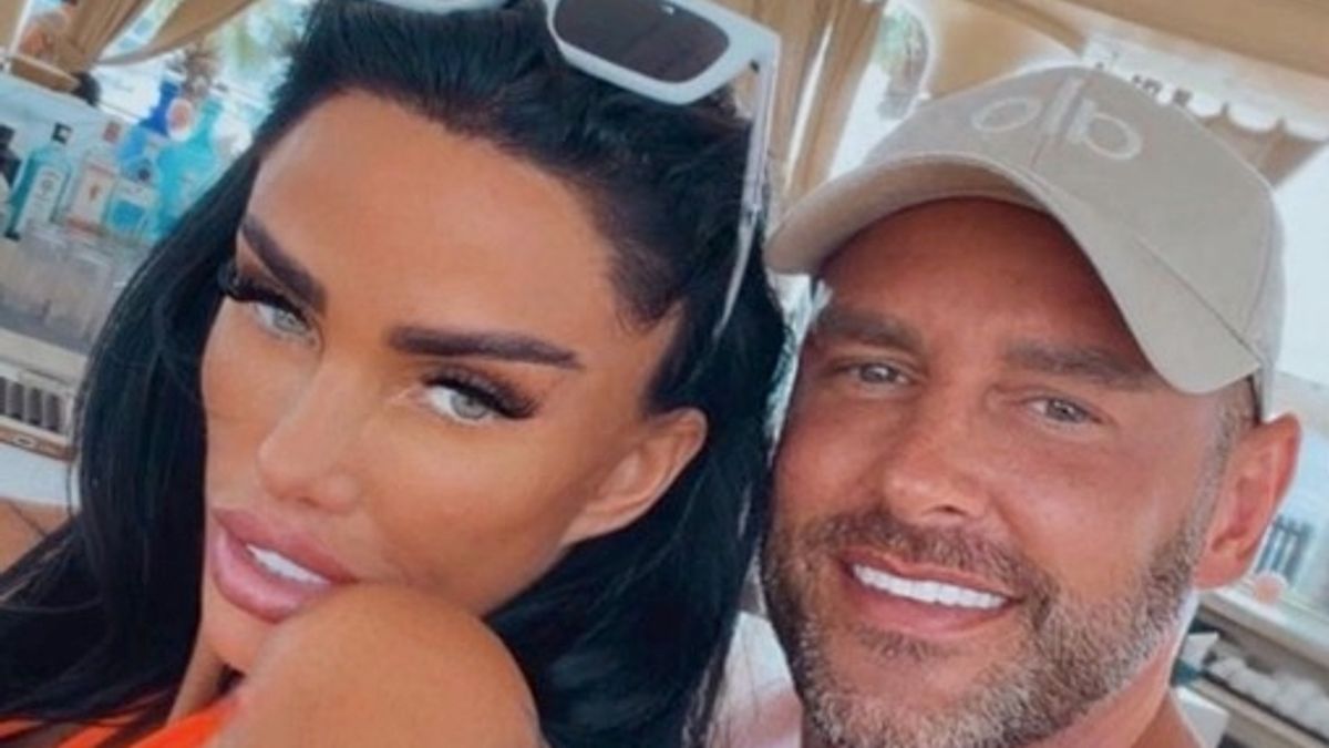 Katie Price slammed for ‘shocking’ move as Lee Andrews accused of ‘stealing kidnap plot’: Katie Price has been branded ‘shocking’ after using her social media posts to share paid advertisements while discussing the stress caused by her missing husband, Lee Andrews #KatiePrice #CelebrityNews #SocialMedia #Controversy #MissingPerson