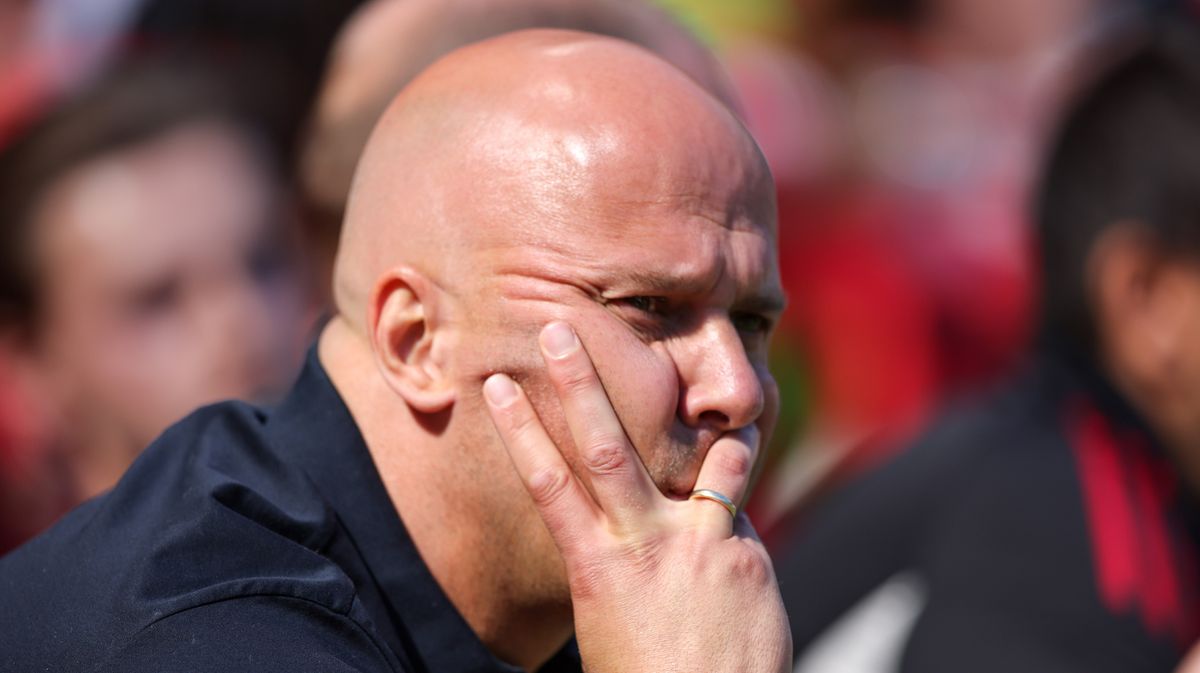 Liverpool alarm bells ring as trio’s behaviour raises cause for concern: The actions of Arne Slot and two of his players have been the source of concern for fans after Sunday’s draw with Brentford #LiverpoolFC #PremierLeague #ArneSlot #Brentford #FootballConcerns
