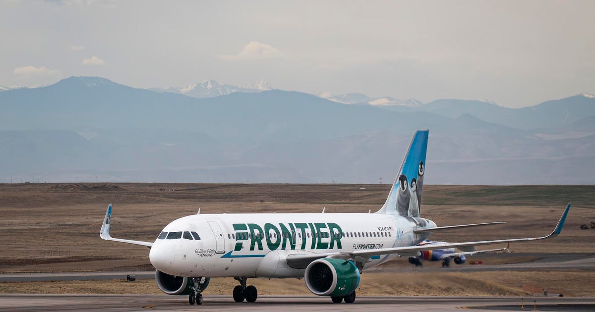 5/9: Saturday Morning: A Frontier plane struck a pedestrian on the runway in Denver before takeoff. Meanwhile, the cruise ship with a hantavirus outbreak is set to evacuate passengers on Spain's Canary Islands. #Denver #FrontierAirlines #AviationNews #Hantavirus #CruiseShip 1 f0a912f9b6480120a6eba5df525ddebe675e63e9