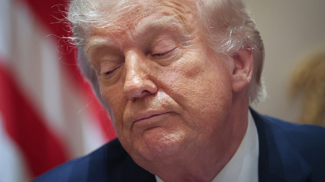 Trump Administration Agrees to Temporarily Suspend $1.8 Billion ‘Weaponization’ Slush Fund: Last week, a federal judge blocked the Trump administration’s push to create a fund for people claiming they were “victims of lawfare and weaponization” #Trump #Weaponization #SlushFund #Lawfare #Politics