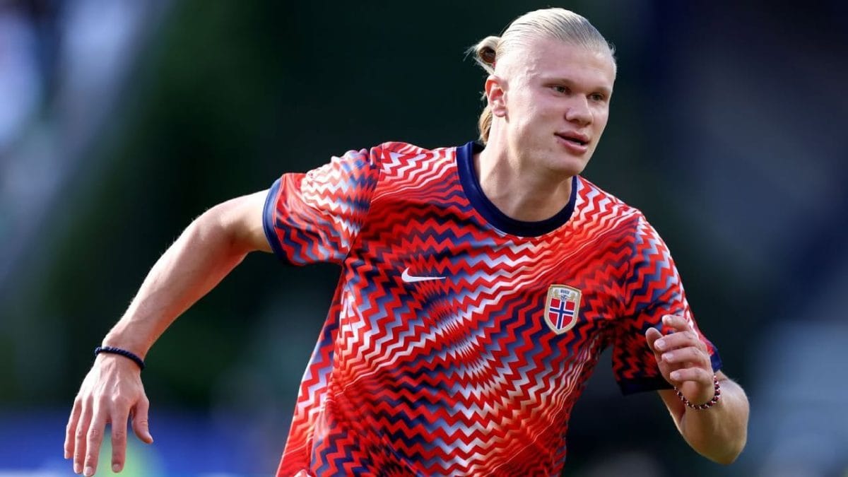 Sources: Haaland to miss France World Cup clash: Erling Haaland will start Norway's World Cup Group I clash against Kylian Mbappe's France on the substitutes' bench with coach Stale Solbakken planning to rest ten players, sources have told ESPN. #Haaland #WorldCup #Norway #France #KylianMbappe 1 4c4010508cc4319b506635810452217b78f960bb