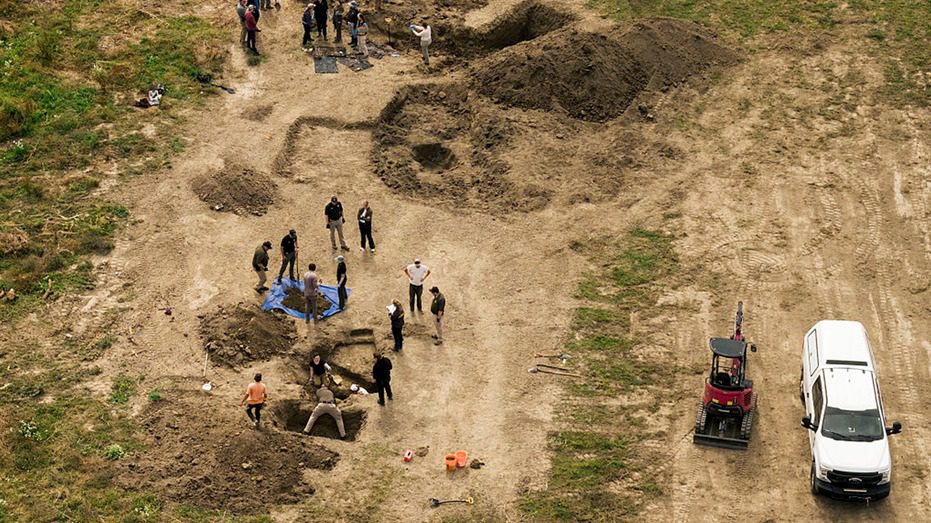 A California dog rescue hid a grim secret: more than 100 dogs buried beneath it: Remains of 117 dogs were discovered buried at a California animal shelter, as the sheriff's office investigates alleged animal cruelty and fraud. #AnimalRescue #DogShelter #AnimalWelfare #StopAnimalCruelty #RescueDogs 1 794100d4691a33c48019a8954e6cbf7928052be6