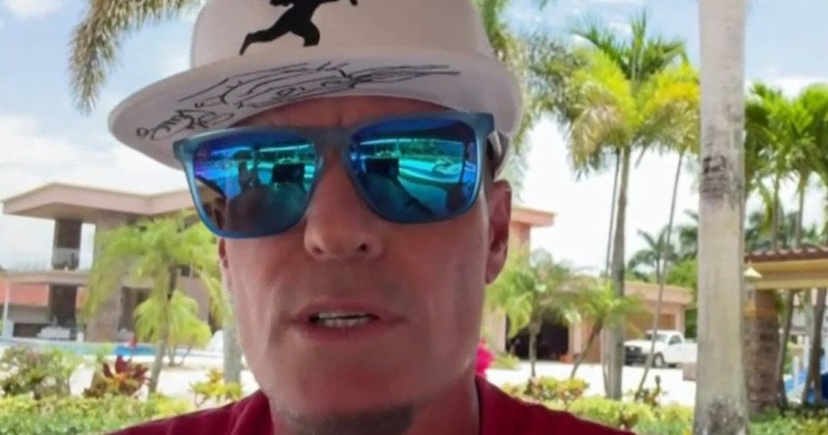 Vanilla Ice says he’d perform for anybody, including Putin and Iran: “It’s not anything to do with politics. I don’t know why they’re turning it into politics,” Vanilla Ice said of the Freedom 250 concerts planned in Washington, D.C. #VanillaIce #Freedom250 #Concerts #MusicNews #Politics