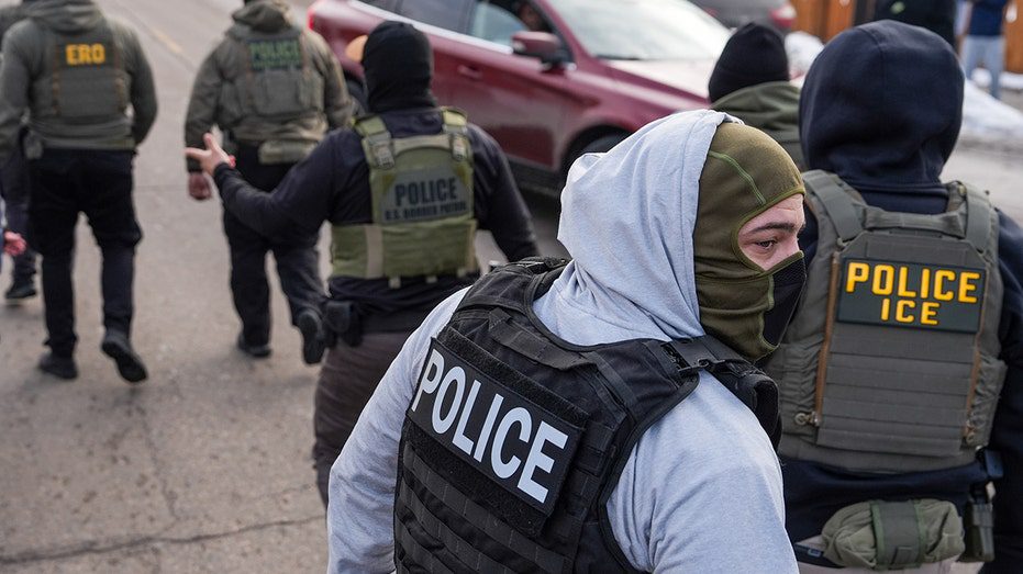 Judge blocks Philadelphia law targeting masked federal officers: A federal judge blocked Philadelphia's mask ban on ICE agents, ruling the city cannot regulate how federal officers conduct enforcement operations. #Philadelphia #ICE #FederalOfficers #Law #Justice 1 01a03defcf4eb846dcb8bd4ceb4efb4ebeb28974