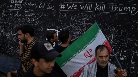 Call for Trump's death echoes from Khamenei's funeral stage: 'Our duty to kill him’: Mohammad Rasouli, a poet speaking over loudspeakers during the ceremony, led the crowd in chants directed against the United States and Israel. #Trump #Khamenei #WorldNews #Iran #Politics 1 07b0e84accd28461fe9be9bfa3d6de806bc90de2