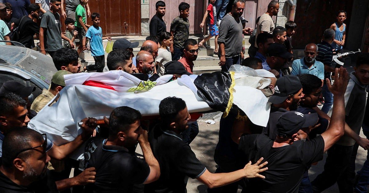 Israeli strike kills aid worker who brought World Cup screenings to Gaza: An Israeli strike has killed an aid worker who organized World Cup game screenings for Palestinians in the war-torn Gaza Strip, a hospital director says. #Gaza #WorldCup #Palestine #IsraeliStrike #AidWorker 1 0e68c3a2b92bc9b83ae79c8e9671cca7d75116bd