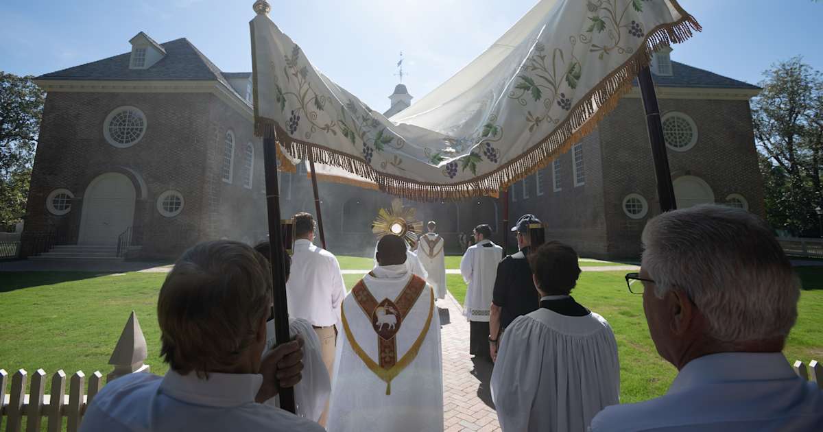 National Eucharistic Pilgrimage inspires wave of priestly and religious vocations: The National Eucharistic Pilgrimage is bearing vocational fruit, with 26 of 45 former perpetual pilgrims discerning or pursuing priesthood, religious life, or other consecrated vocations. #EucharisticPilgrimage #ReligiousVocations #Priesthood #Faith #SpiritualJourney 1 1129d49cd3c0b4a19eb9d4e3f07beb8e844c05cf