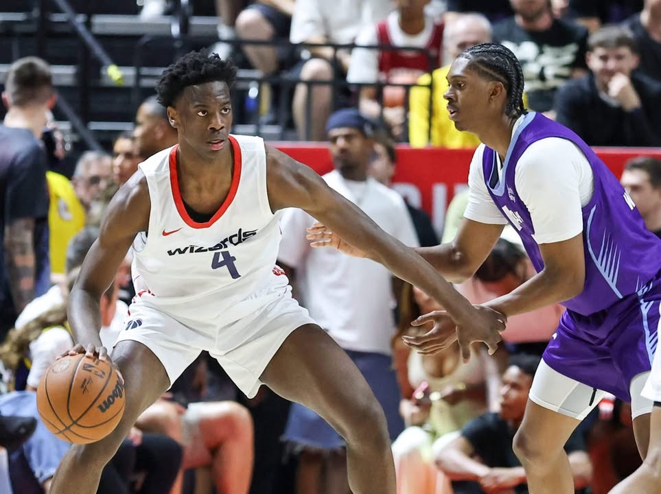 AJ Dybantsa outduels Darryn Peterson in Summer League showdown between top picks: AJ Dybantsa, the No. 1 pick, outdueled No. 2 selection Darryn Peterson, scoring 27 points and providing an emphatic dunk. #AJDybantsa #DarrynPeterson #SummerLeague #NBA #BasketballHighlights 1 12623db68da2022f10907956416c9f72c3cc632f