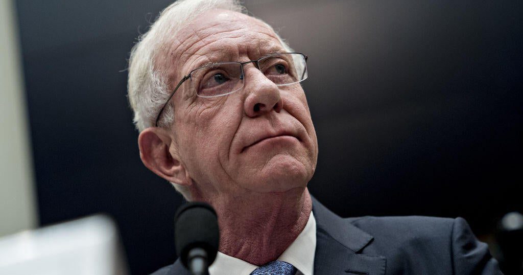 "Miracle on the Hudson" pilot, Capt. "Sully," shares Alzheimer's diagnosis: Capt. Chesley "Sully" Sullenberger, who famously landed a passenger jet on the Hudson River in 2009, said he has been diagnosed with Alzheimer's disease. #SullySullenberger #MiracleOnTheHudson #AlzheimersAwareness #AviationHero #MentalHealth 1 131ea2125979c8a2fafa40be31b052e1244377ad