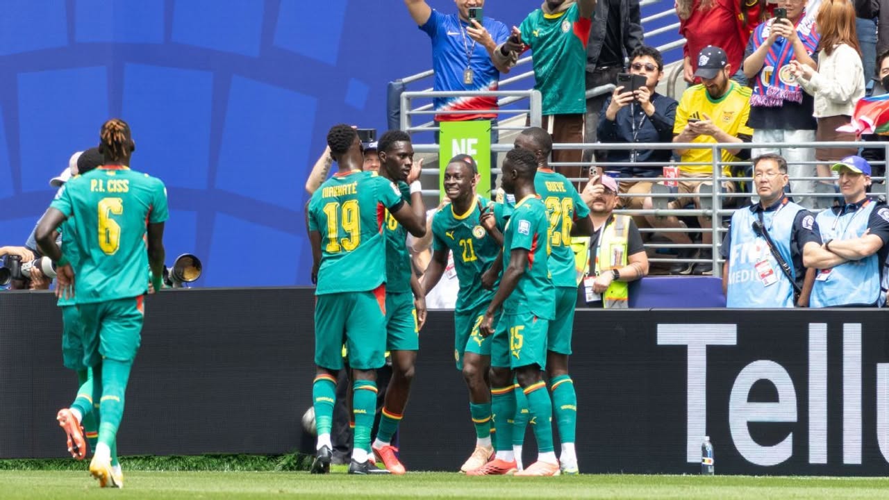 Belgium pull off stunning rally, eliminate Senegal...: Youri Tielemans scored from the penalty spot in stoppage time of extra time, and Belgium came back from two goals down to beat Senegal 3-2 Wednesday in the Round of 32 at the World Cup. #WorldCup #Belgium #Senegal #Soccer #Football 1 1335f5e933dd01e4fbf87ec3bd6cf4b34b73c71d
