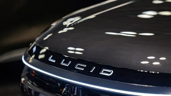 Lucid stock plunges 55% after report says EV maker may file for bankruptcy: Lucid stock plunged 55% after reports the EV maker is considering bankruptcy or going private, raising investor concerns over its financial future. #LucidMotors #ElectricVehicles #StockMarket #Bankruptcy #EVNews 1 14289ec6ed8da124d1b6e2f755c3bb919c9762ce
