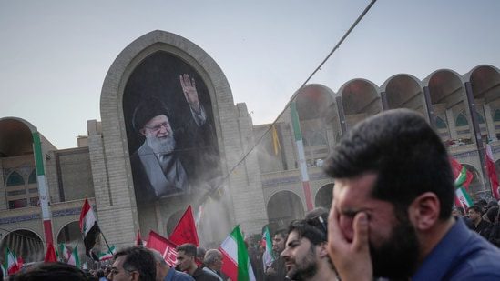 Iran expecting 3,000 to die during Khamenei's funeral, thousands of ‘graves prepared’: Report: Authorities have reportedly formed a special unit to deal with deaths and missing persons, as part of the contingency planning. #Iran #KhameneiFuneral #WorldNews #Death #Graves 1 1735cccade546b7e86c56067b7358715e68a6a51