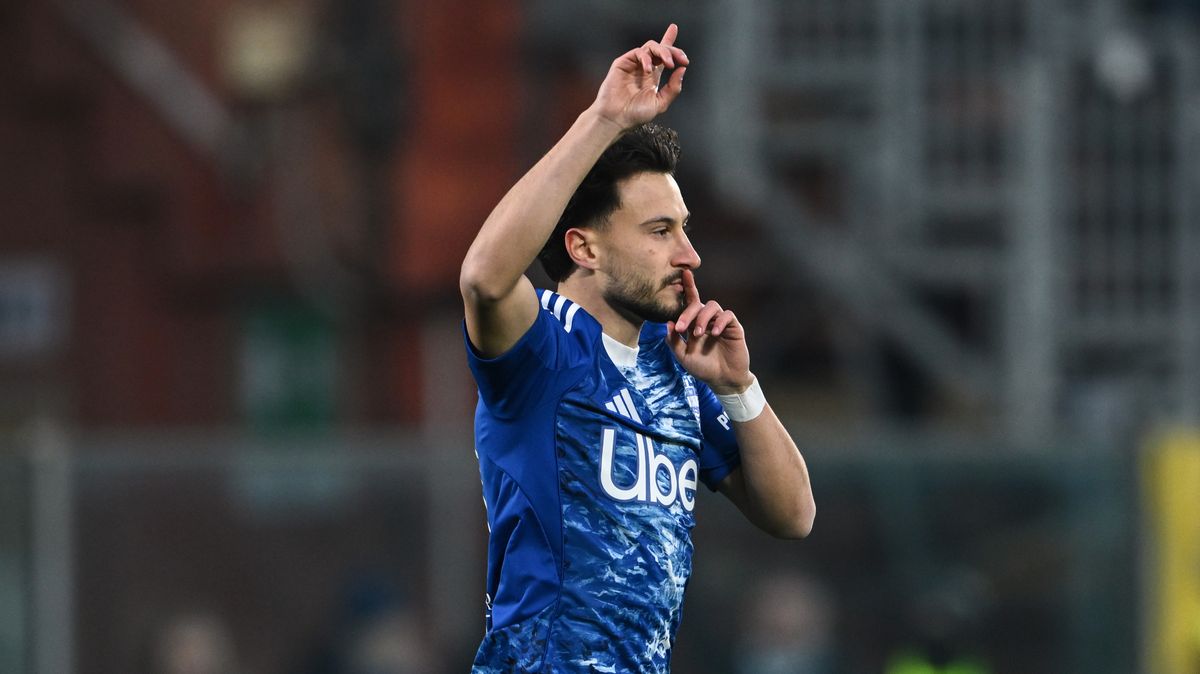 Nicolas Kuhn 'available' as Celtic transfer rules for midfielder made clear amid Kyogo lifeline: Martin O'Neill has one new face in the door after Camilo Duran's arrival - but wants more #CelticFC #FootballTransfer #NicolasKuhn #KyogoFuruhashi #MartinONeill 1 1aca161032da1ffc657968e3530a5860c2d57e74