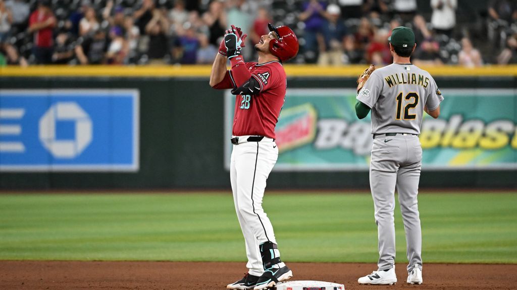 Arenado sixth active player to reach 2,000 hits: Eight-time All-Star Nolan Arenado reached 2,000 career hits when the Arizona Diamondbacks third baseman smacked a double to left field against the Athletics on Monday night. #NolanArenado #MLB #Baseball #AllStar #ArizonaDiamondbacks 1 216c8f78b7af1958f303d21d8680f9d60d5a134a