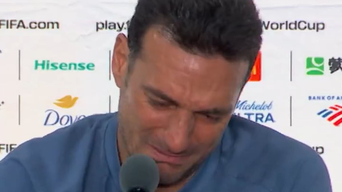 Emotional Argentina manager Lionel Scaloni storms out of press conference in TEARS after admitting World Cup final defeat 'hurts his soul': The 48-year-old was aiming to become only the second manager to retain the trophy after overseeing Argentina's 2022 triumph in Qatar. #LionelScaloni #Argentina #WorldCup #Football #Soccer 1 29ec2d8a4920e701518e58e55a19e8c2be98c42f