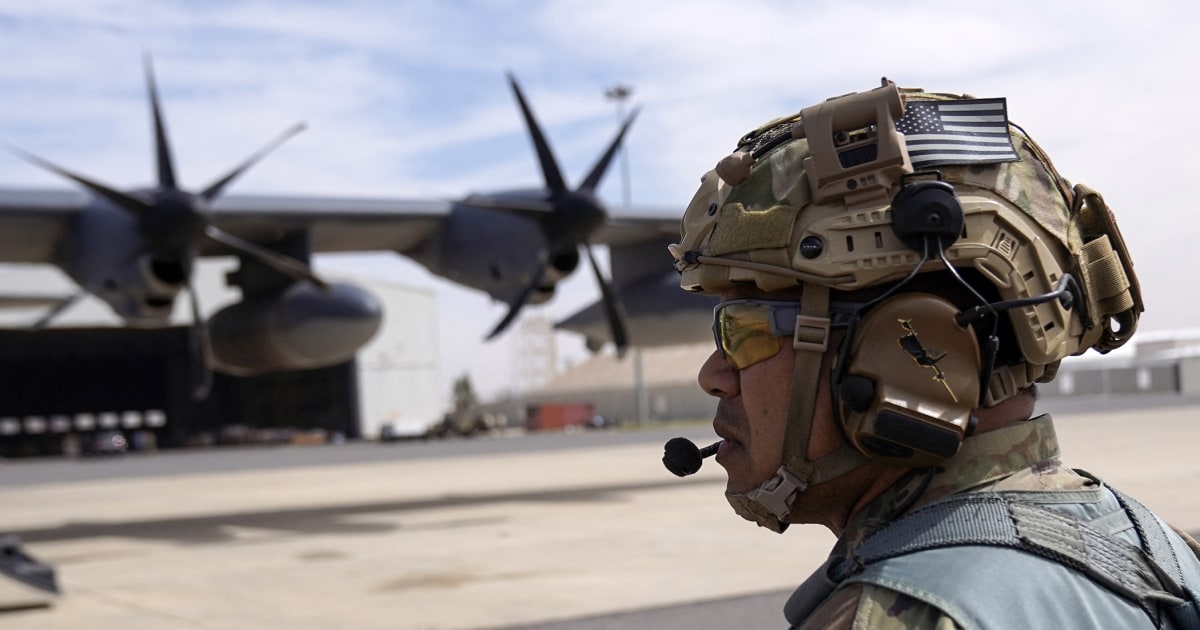 Two U.S. service members killed in Jordan and another is missing, military says: Two U.S. service members were killed Friday while defending against an Iranian ballistic missile and drone attack in Jordan, and another service member is missing, U.S. #USMilitary #ArmedForces #ServiceMembers #Jordan #MiddleEast 1 3cac76459134e5b00f7033d7586a1a1c5583ad04