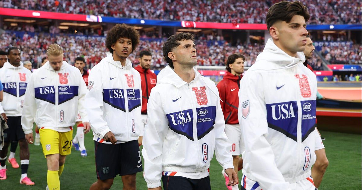 USMNT starts World Cup knockout stage against Bosnia and Herzegovina: The U.S. Men's National Team will play their first knockout stage match of the 2026 World Cup Wednesday night against Bosnia and Herzegovina. CBS News' Nicole Valdes reports. #USMNT #WorldCup2026 #KnockoutStage #BosniaAndHerzegovina #Soccer 1 41d2316d4d0c20359608d54e8b7e875220c90fe7