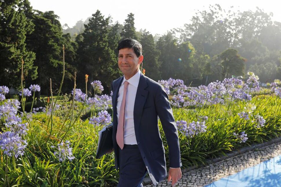 Fed's Warsh Plans to Harness Better Economic Data Within a Year: By Howard Schneider, Balazs Koranyi and Ann SaphirSINTRA, Portugal, July 1 (Reuters) - Federal Reserve Chairman Kevin Warsh set an ambitious... #Fed #EconomicData #KevinWarsh #MonetaryPolicy #USNews 1 41f8aef26b89d59b629192f42cb9238ff0cef0a3 1