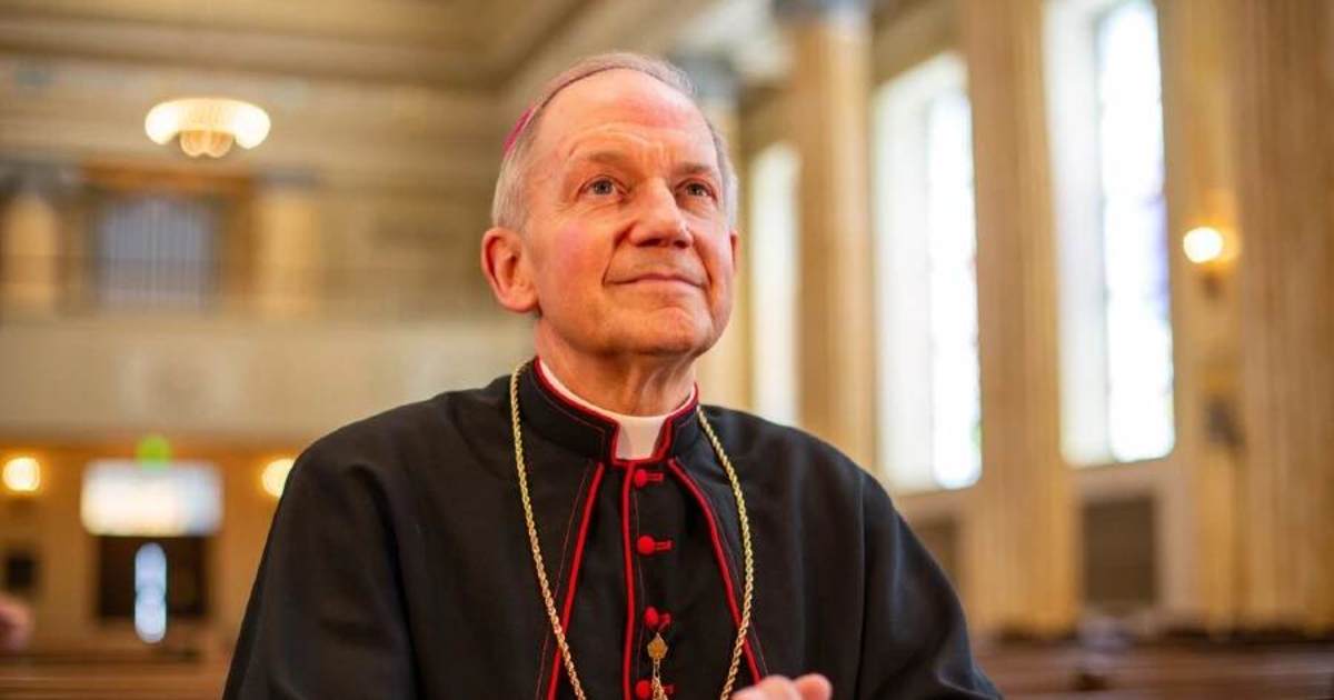 Bishop Paprocki: Eucharistic revival calls Catholics to worthy reception of Communion: Four years after the National Eucharistic Revival began, Bishop Thomas Paprocki says Catholics must unite belief in Christ’s real presence with moral life and worthy Communion. #EucharisticRevival #CatholicFaith #RealPresence #WorthyCommunion #BishopPaprocki 1 435011b29a84fe49e39fcffdeda07d893a459421
