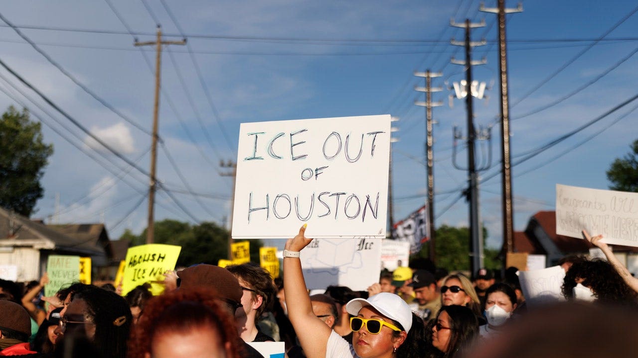 ICE agents in fatal Houston shooting were not wearing body cameras, sources say: ICE agents involved in the fatal Houston shooting of Lorenzo Salgado Araujo were not wearing body cameras, sources say, as investigations mount. #HoustonShooting #ICE #BodyCameras #LorenzoSalgadoAraujo #PoliceAccountability 1 460e53fc5134a1d02cb2f6ac75dde122d80b349d
