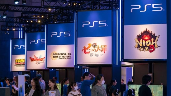 PlayStation network down: Thousands complain of outage; how to fix ‘online status and friends list’ not working: Thousands complained of the PlayStation Network being down on Sunday, July 19. #PlayStation #PSNOutage #GamingCommunity #Sony #OnlineGaming 4a58f51d4f97e225ce4bda3d8b8330857f825f1e