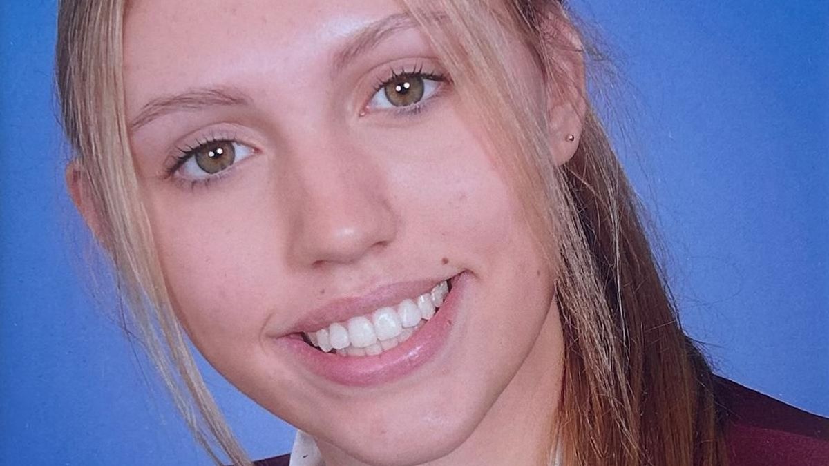 Girl, 14, dubbed 'true heroine' as she risks her life to try to save drowning boy: Shelby Quigley jumped into the River Wyre in Lancashire to try to save 15-year-old Lotus Bowker from drowning — the teen's courage has now been recognised with a rarely awarded honour #Heroine #Courage #Bravery #TeenHero #SaveALife 1 4af2107fce5ccd2af0f763b0c12cd605c71e9418