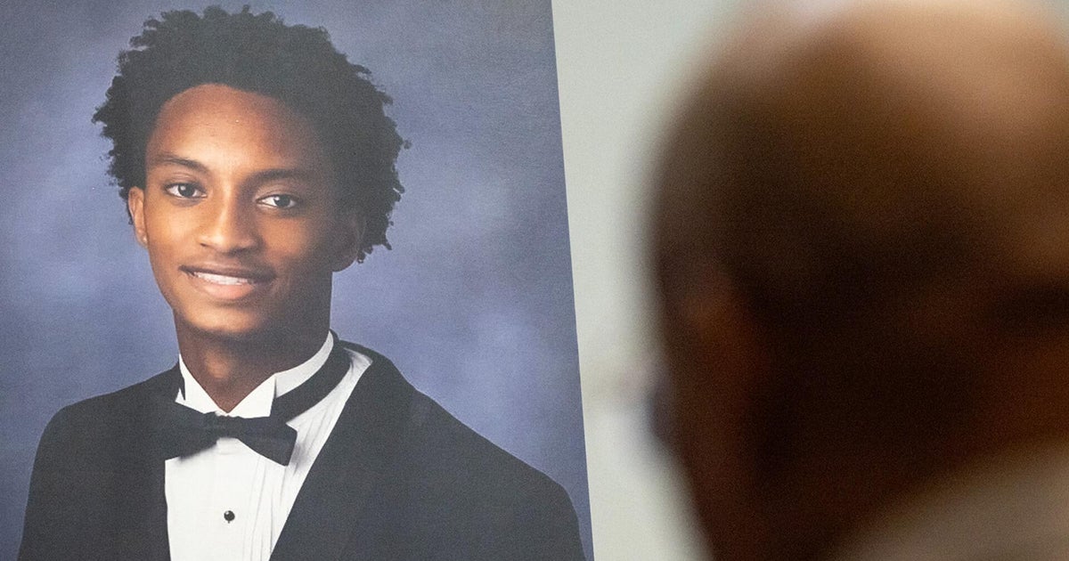 Details from Nolan Wells' independent autopsy: An independent autopsy for Nolan Wells, the Mississippi teen who was found dead after a July Fourth boat party, has been released. Skyler Henry reports. #NolanWells #AutopsyResults #JusticeForNolan #MississippiNews #BoatPartyTragedy 1 68e5ae413f91475f4db02b190d471a99c8411a1d
