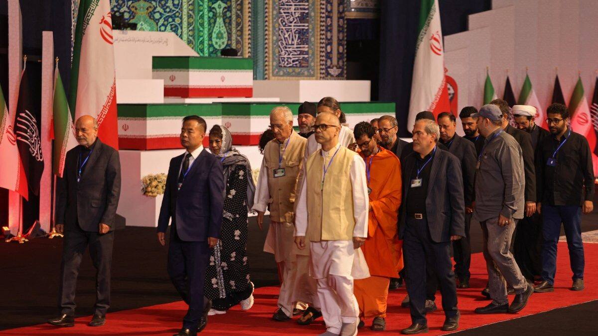 Indian delegation pays tribute to Ali Khamenei ahead of Iran's state funeral: Minister of State for External Affairs Pabitra Margherita and Bihar Governor Syed Ata Hasnain represented India at tribute ceremonies in Tehran ahead of the late Iranian Supreme Leader's state funeral #Iran #AliKhamenei #StateFuneral #India #Tehran 1 73b63c2602e8e28a5a8892d0d3ceb8226df22652