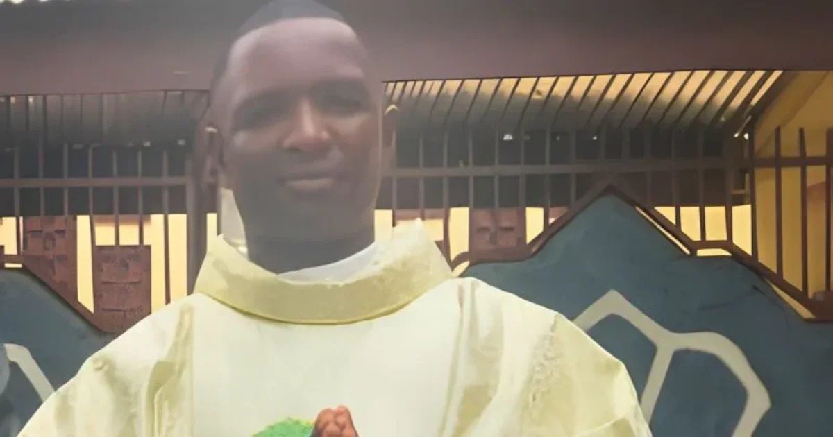 Cameroon diocese announces release of kidnapped priest, religious brothers: The Diocese of Nkongsamba gave thanks for the release of Father John Bosco Bihkong and Brothers Sylvester Sewong and Marie Rodrigue, who were kidnapped on June 27. #Cameroon #Nkongsamba #Kidnapping #ReligiousFreedom #PriestRelease 1 75abff2c9cd799d08ca255c3053193ffdf54141d