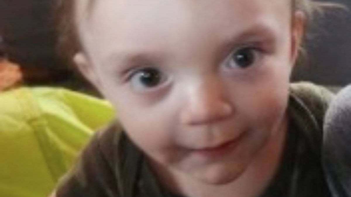Boy, 1, died in 'scalding hot bath' while mum went out with her boyfriend: Samantha Garver and her boyfriend Sergio Mena admitted to second-degree murder and child abuse of her son Henry Wheatley-Brown #JusticeForHenry #ChildSafety #ChildAbuseAwareness #TrueCrime #ScaldingBath 1 7af0534a7492610bf43dd8e0cfee8a2d5c5aa503