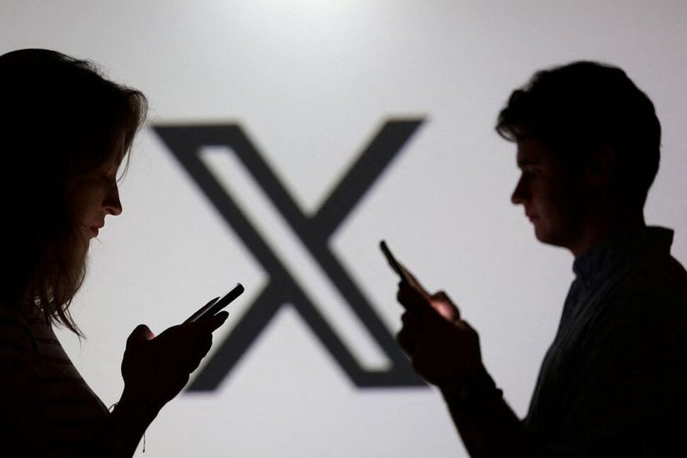 Musk's X, Major Labels End Dispute Over Music on Social-Media Platform: By Blake BrittainJuly 17 (Reuters) - A group of major music publishers including Universal Music Group and Sony Music have agreed to end a ... #Musk #XPlatform #MusicIndustry #SocialMedia #UniversalMusic 1 8001fdedd5bf28847812a467ab0227cdb7557f2d