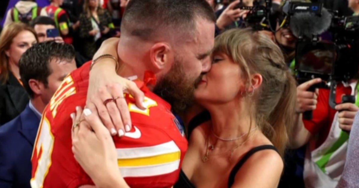 Wedding festivities kick off for Taylor Swift and Travis Kelce in NYC: Wedding celebrations are getting underway at Madison Square Garden as pop superstar Taylor Swift and Super Bowl champion Travis Kelce prepare to celebrate their wedding. CBS News' Jo Ling Kent has more. #TaylorSwift #TravisKelce #Wedding #Celebration #Love 1 91c51e0b49f79ec1085e574b444632d3a4d150d3