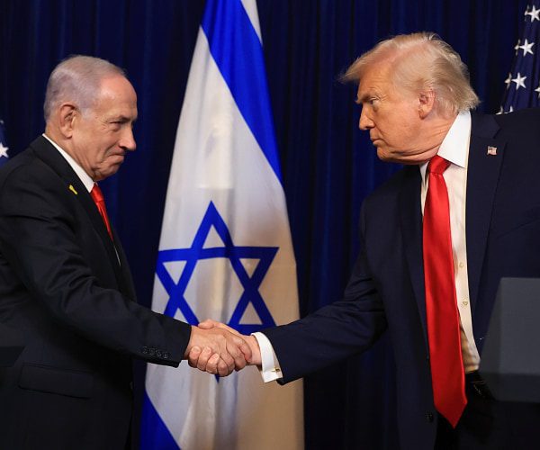 Trump, Netanyahu Talk by Phone, Plan US Meeting Soon: President Donald Trump and Israeli Prime Minister Benjamin Netanyahu spoke by phone Friday and agreed to meet soon in the U.S. for what would be their first meeting since the Iran war began. #Trump #Netanyahu #Israel #USPolitics #IranWar 1 9f1c4e83f46aa35514a7cf2a83db1d3c2f1425e5