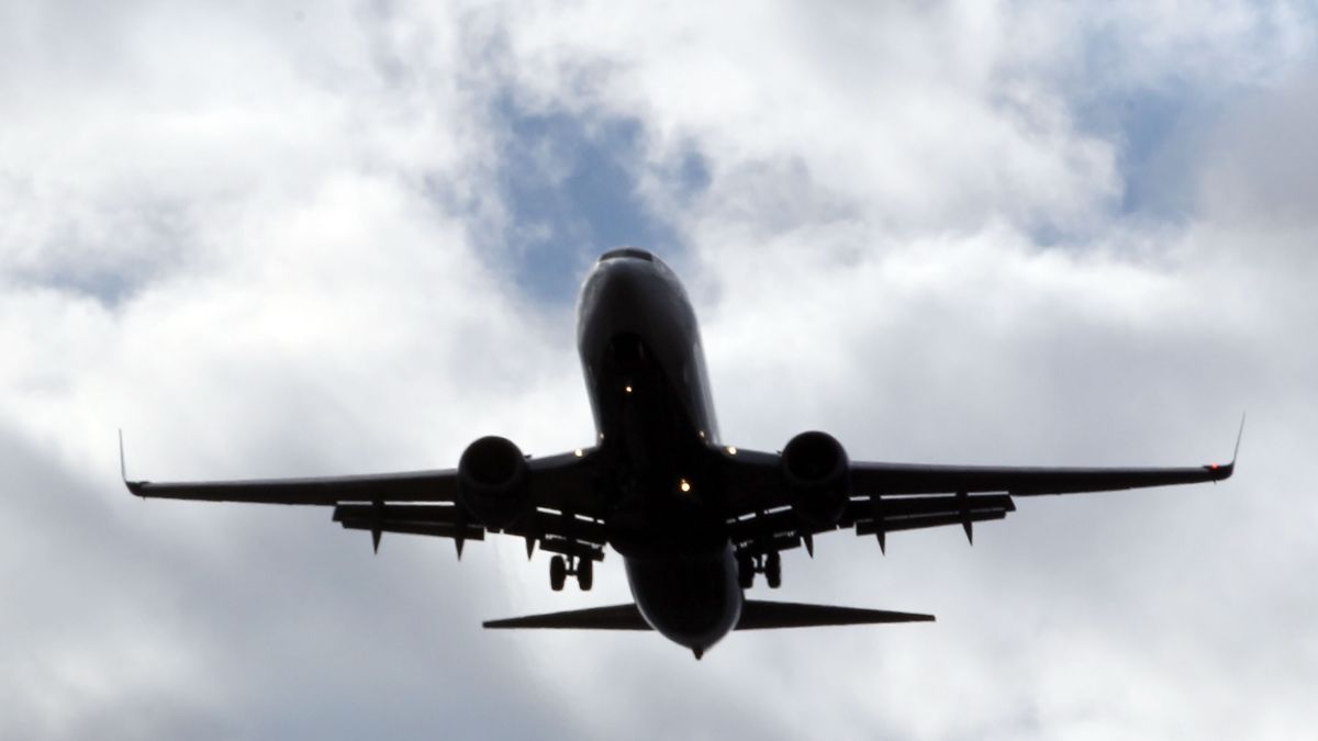 UK airline issues ‘urgent’ plea as key flights cancelled: Loganair has temporarily scrapped flights across Scotland's islands due to operational losses triggered by rising fuel prices due to the war in the Middle East #Loganair #Scotland #FlightsCancelled #AviationNews #TravelUpdate 1 a5317b8abdb985f8a0a5e9c63a1fcdf1815a221b
