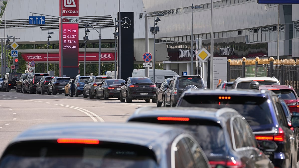 Russia's petrol crisis worsens as citizens feel the bite of Moscow's war in Ukraine: A third of Russia's refining capacity has been knocked out by Ukrainian drone attacks, causing petrol shortages across more than half of Russia's regions. #Russia #PetrolCrisis #UkraineWar #EnergyShortage #Moscow 1 abc8da4c173506bb84f5e5d1145b923bd3e4ebb8