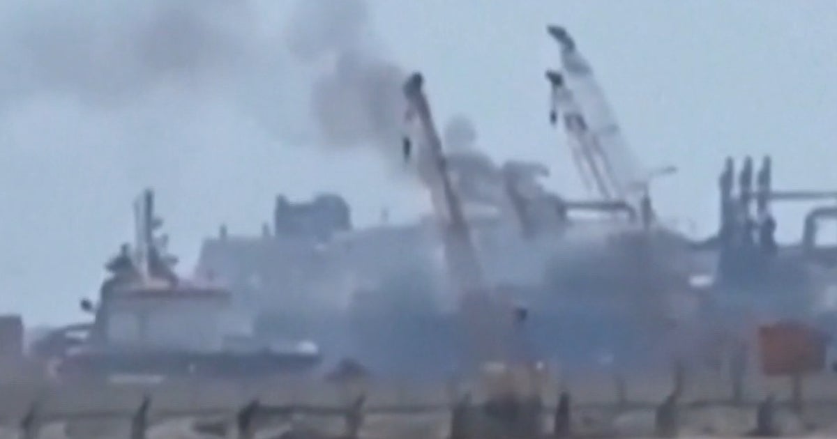 U.S.-Iran war widens further after drone strikes on Egyptian port: U.S. Central Command released new video it said to show fighter jets launching what it described as a "heavy wave" of strikes against Iran. It was the first resumption of strikes in several days. The U.S. said it was in direct retaliation for the recent missile attack on U.S. forces in Jordan. Charlie D'Agata reports. #IranWar #USMilitary #DroneStrikes #MiddleEastConflict #USCentralCommand 1 b259dfd16f0acdea0c6df6829c3f3ae17c669259