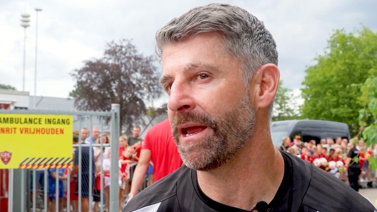 Stephen Robinson raves despite Aberdeen defeat as glaring Olusanya howler consigns Dons to Twente loss: Olusanya skied one from inside the six-yard box but Robinson was more than satisfied with his team #StephenRobinson #AberdeenFC #FootballNews #Olusanya #Twente 1 b8bb823d8ae88d0b1bfdcab630bb46717697d0b0