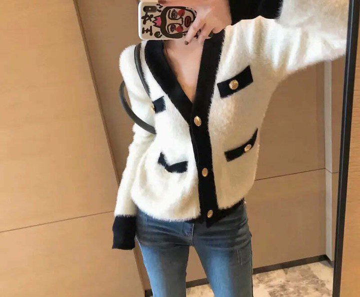 Ever felt the embrace of a perfect cardigan on a chilly day? 🥰✨ Introducing our 2020 Women's Soft White Knit Cardigan with a chic metal buckle! This beauty isn't just about warmth; it's about effortless style and confidence. 🌟 With its luxurious knit and modern design, it seamlessly elevates any outfit—perfect for cozy coffee dates or lazy evenings at home. Feeling comfy never looked so good! 💖 Just £36.11 for a dash of elegance in your wardrobe—how can you resist? 😉 CardiganStyle FashionFinds CozyChic LuxuryFashion ComfortMeetsStyle Shop Now https://www.umlegacypress.com/products/2020-womens-soft-white-knit-cardigan-with-metal-buckle 1 c0d334897eea01f127ed46dc224bacc635faa7d3