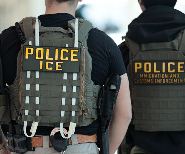 ICE Arrests Top 10,000 in 5-Day Sweep: Federal immigration authorities detained more than 10,000 people over a five-day span this week as U.S. Immigration and Customs Enforcement dramatically ramped up enforcement, with internal daily arrest targets doubling to roughly 2,000... #Immigration #ICEArrests #Deportation #ImmigrationReform #BorderSecurity 1 f7e3e4be1200df111198623e8e31708afdef79fb