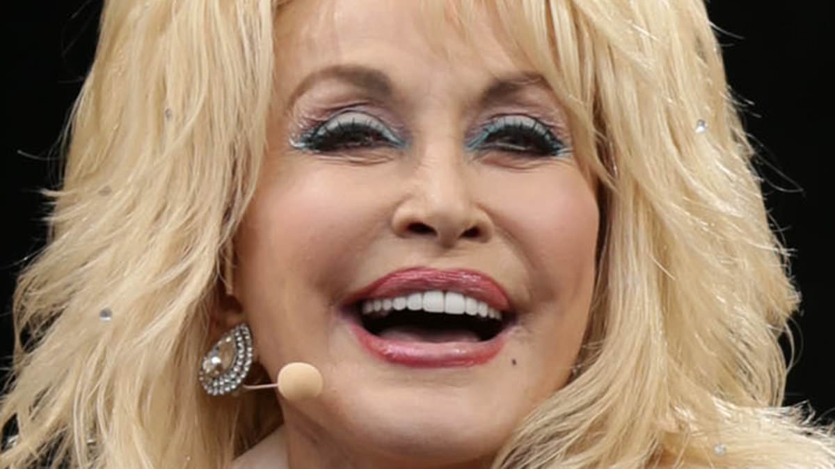 Dolly Parton's final chart triumph: Country icon's anthem Jolene hits No. 1 more than 50 YEARS after its release... as three other singles soar into the top 10 1 011683eb93d64feefbf5014260a580f29bd6bee087531065bf7c45cb07b9495e