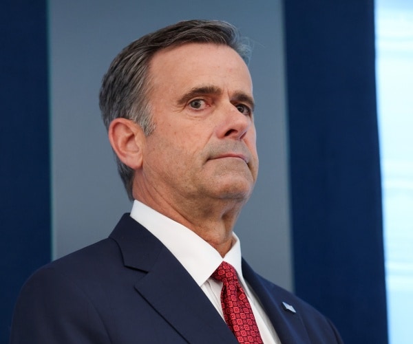 Senior Trump Aides Kept Out of Loop on Ratcliffe's Moscow Trip 1 0bc953da37d530989f7409dab02424a9f49000291fe2e762813384da20ee16f2