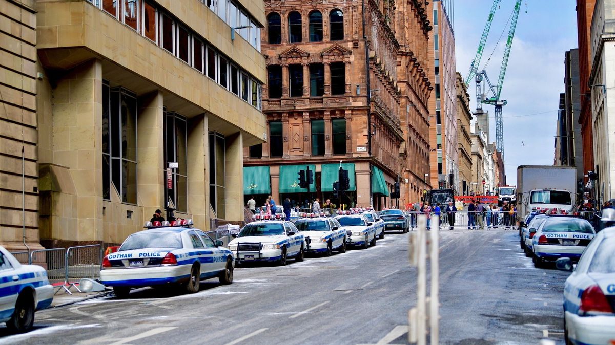 Cheeky Batman II fans 'try to sneak iconic Scots staple onto the set of new film' 1 0cb1572cf38c0799740c8dc35dbcd6dd748c0dbe7211c4a72ec43c98869ba071