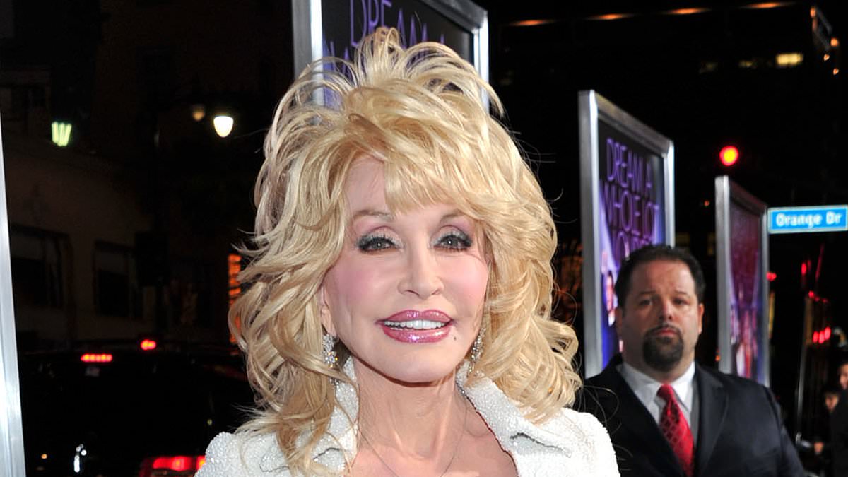 LIZ JONES: My very revealing two hours with Dolly Parton: Why her breasts looked so big, what her real hair was like beneath the wig... and her poignant parting words that never came true 1 1bb7e36e7c681aa3c9574a31acef438b9745fad5e1361395fec0a7db3c6c20c0