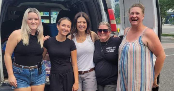 Okanagan communities rally around Bald Range wildfire evacuees 1 224dc6a2ffd40de2e90a30ae46149e1e8221000c0ba1aaf046dc6bdb48c46e4e