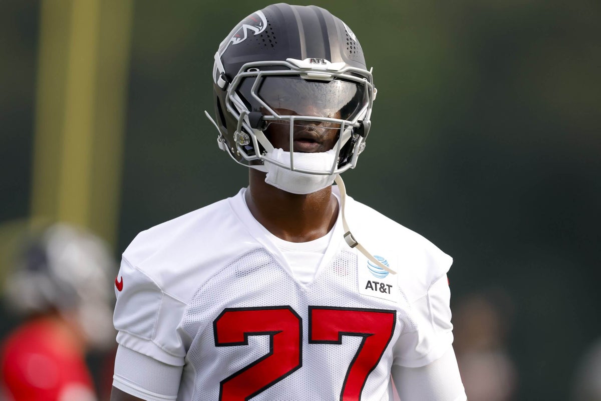 Falcons edge rusher James Pearce suspended 8 games following felony charges 1 22a72b9ca711a4bd8026c7923f65f4eb407ffb7546e0553777ad0b8fe05d7c0e